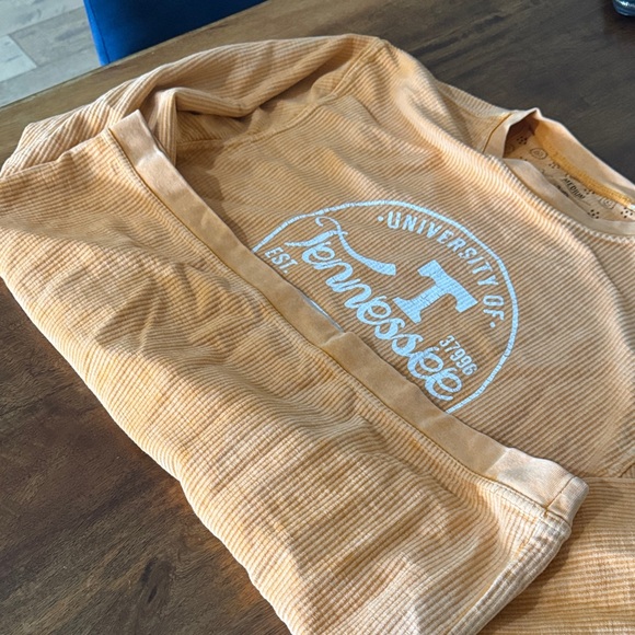 University of Tennessee Orange Sweatshirt - Picture 6 of 6